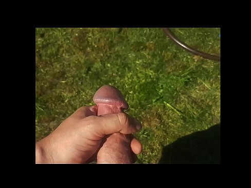 ❤️ Hottie se deja follar el coño rosa y se corre con un chorro en un jardín de verano ❤❌ Video de porno en es.loanworld.top ❌️